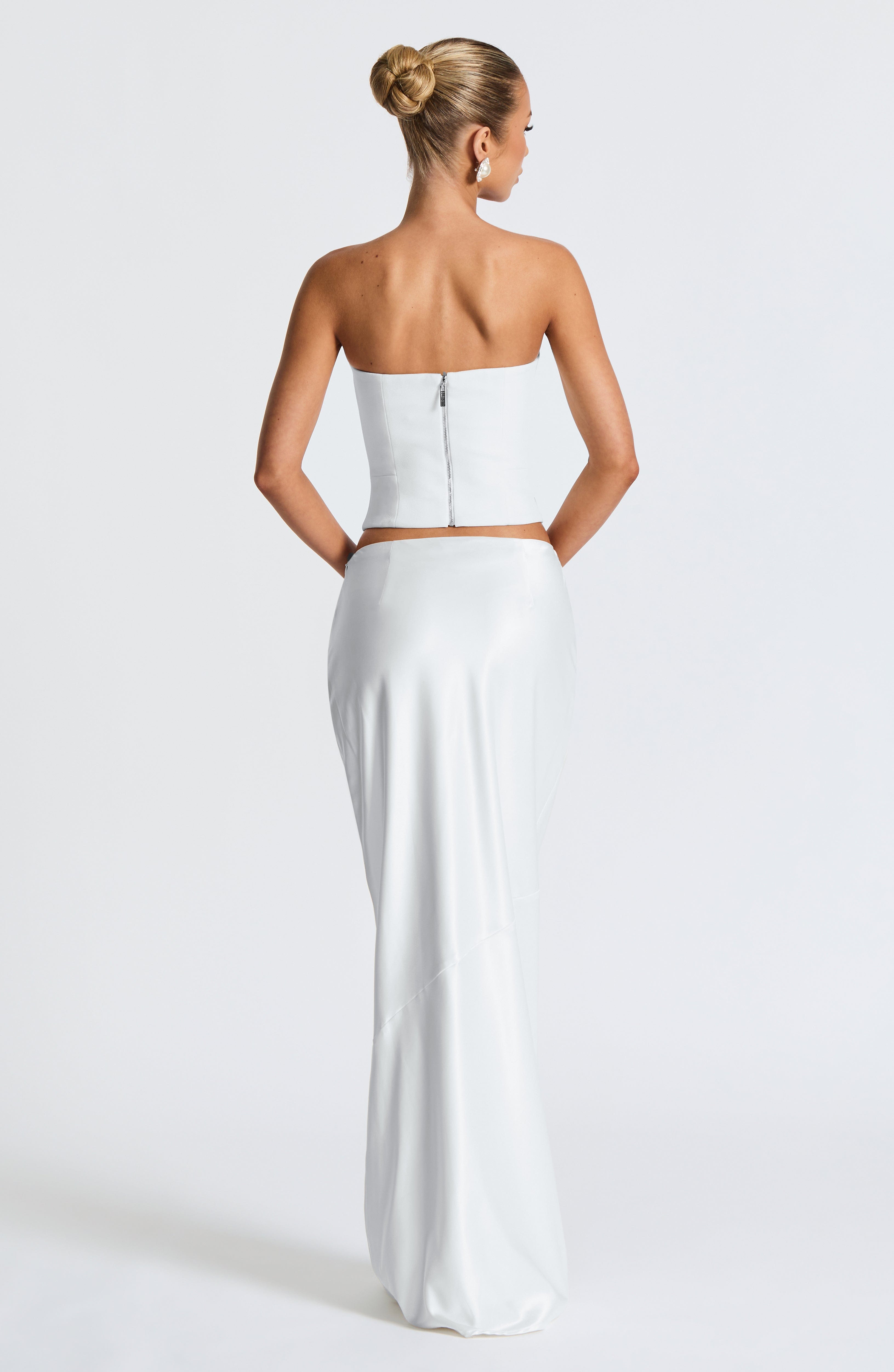 Ivory Kamiyah Corset with Plunge Neckline & Boning