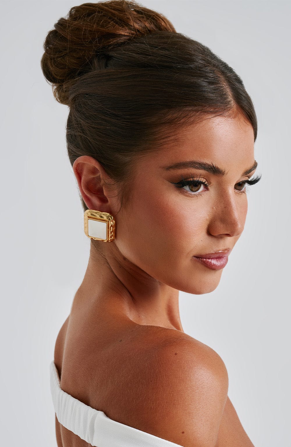Ivory and Gold Kennedy Square Stud Earrings with Stone Centre