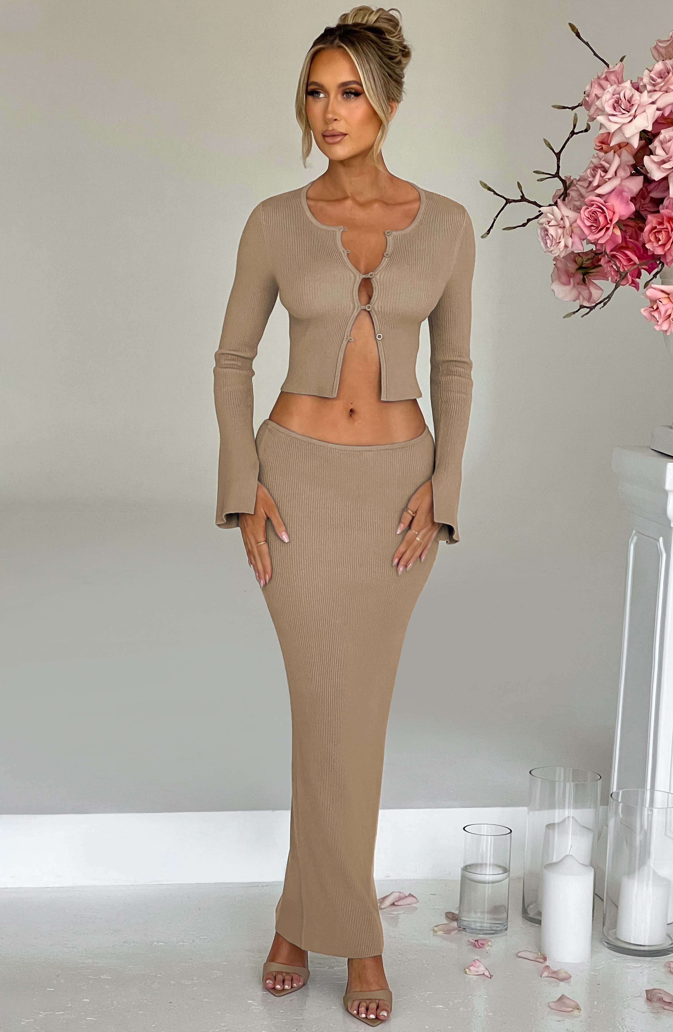 Elia Ribbed Knit Maxi Skirt - Beige Flattering Fit
