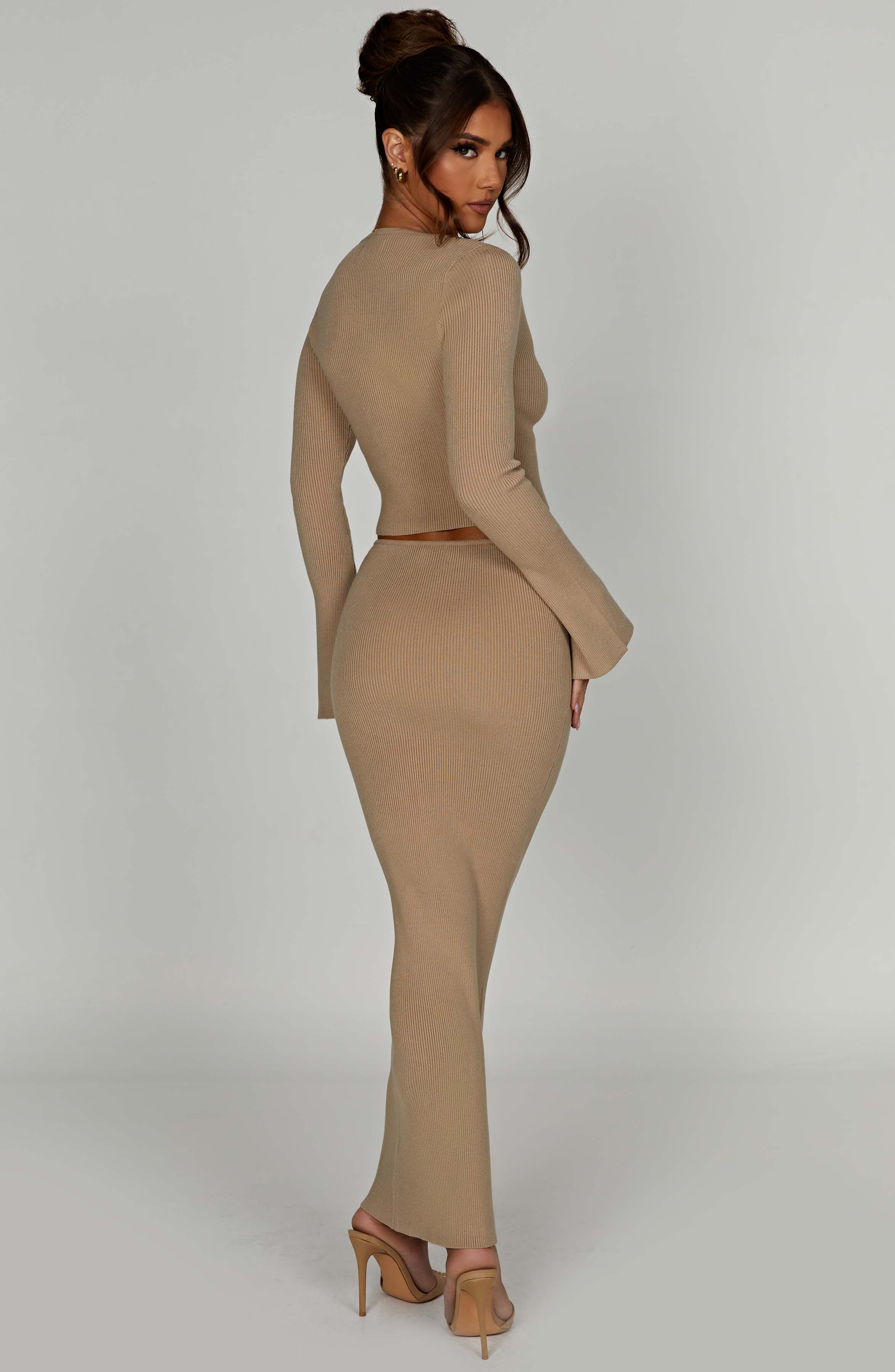 Elia Ribbed Knit Maxi Skirt - Beige Flattering Fit