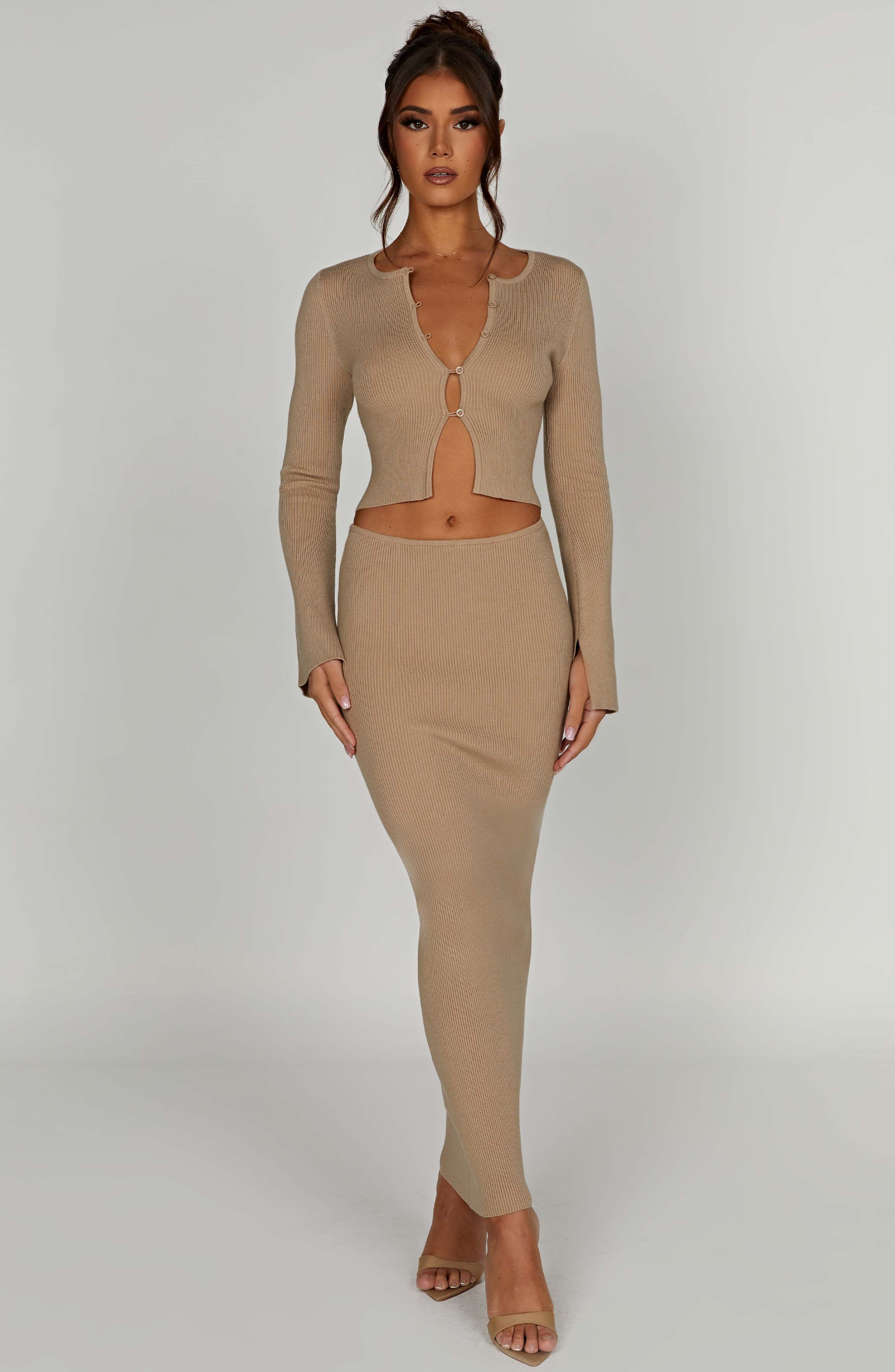 Elia Ribbed Knit Maxi Skirt - Beige Flattering Fit