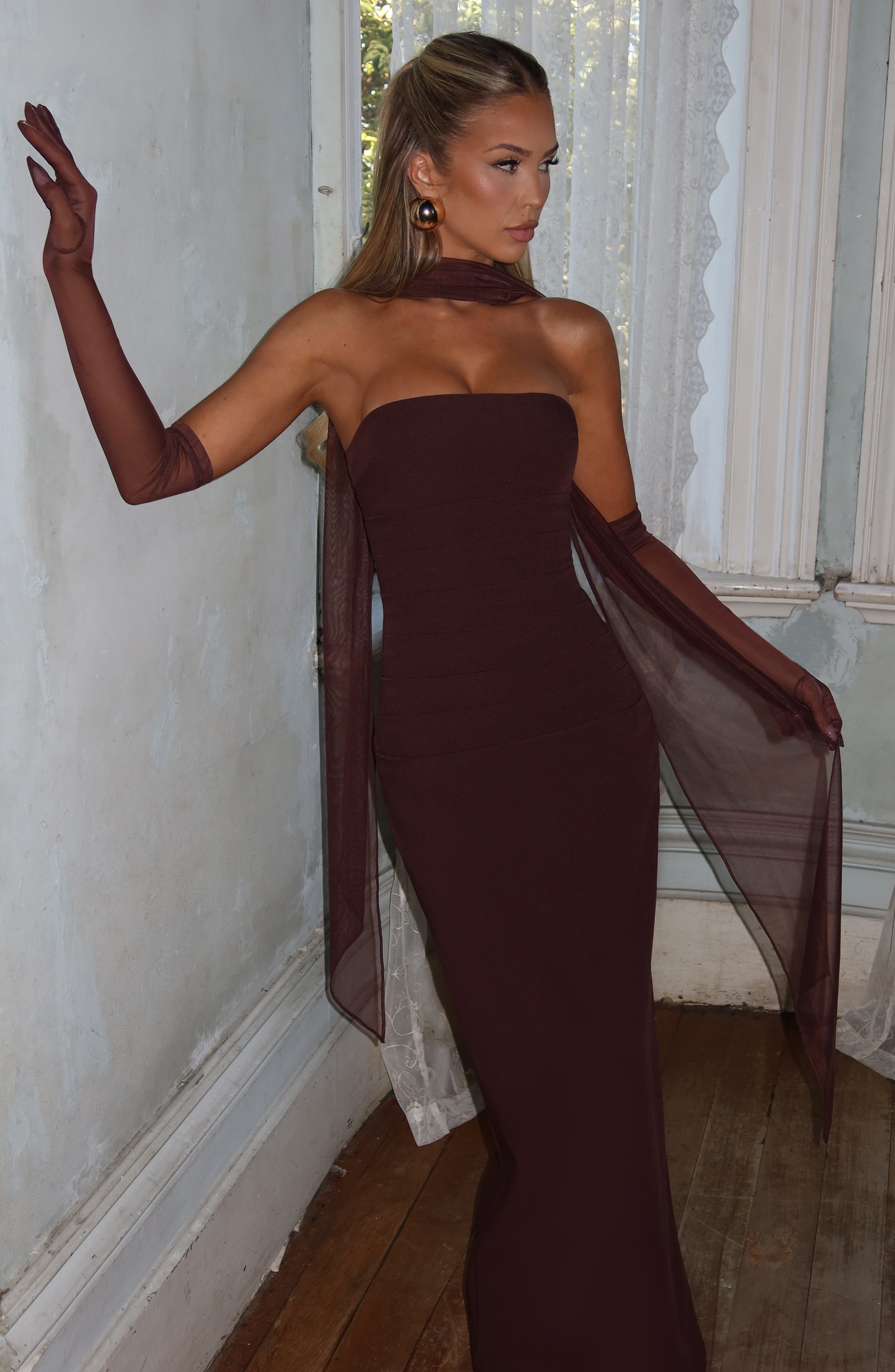 Ayla Mesh Scarf in Plum Brown – Light Stretch Elegant Accessory