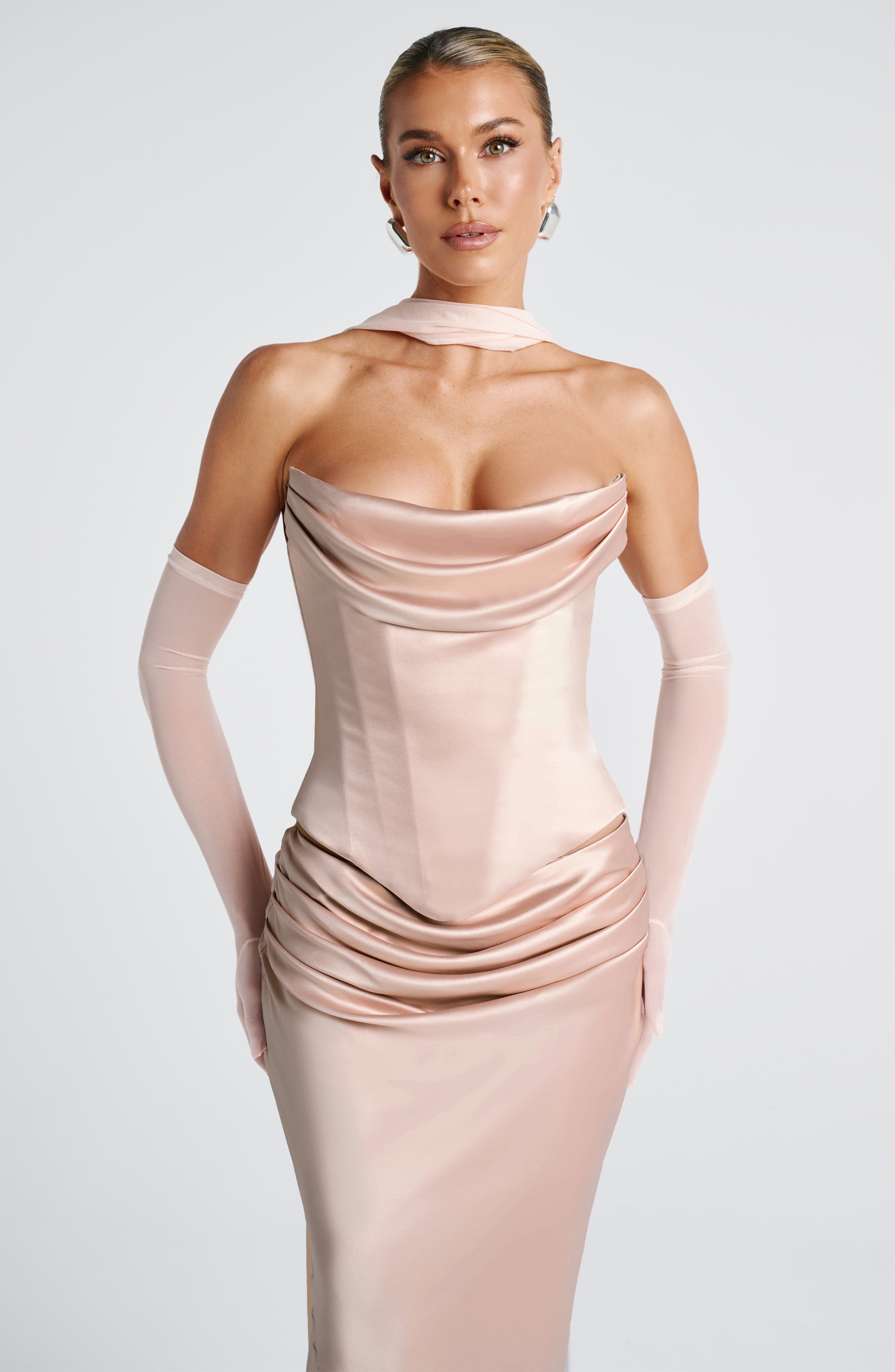 Soft Peach Eli Gloves - Elegant Elbow-Length Stretch Mesh